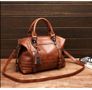 2020 New Women Bag Oil Wax Leather Handbags Luxury Lady Handbags Boston Bag  Single Shoulder Bag Ladies Tote Bag Crossbody Bag